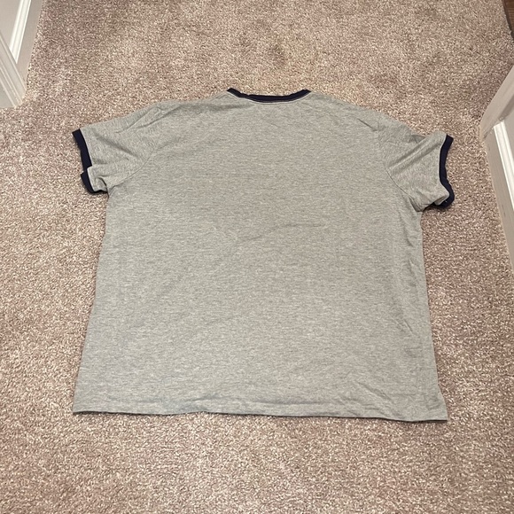 Mickey Mouse Disney T-Shirt - Picture 3 of 3